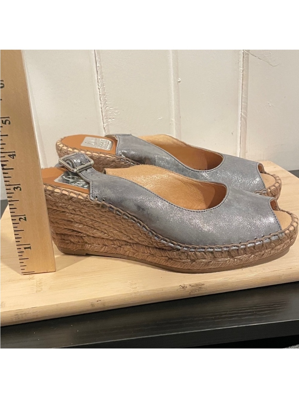 kanna Metallic Silver Leather Espadrille Wedge Sandals size 37